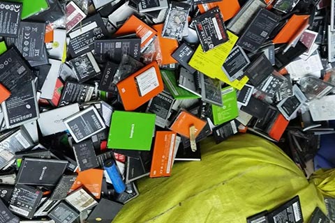 吐鲁番索兰图报废电池回收